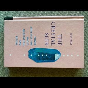 The Crystal Seer: Power Crystals for Magic ...
